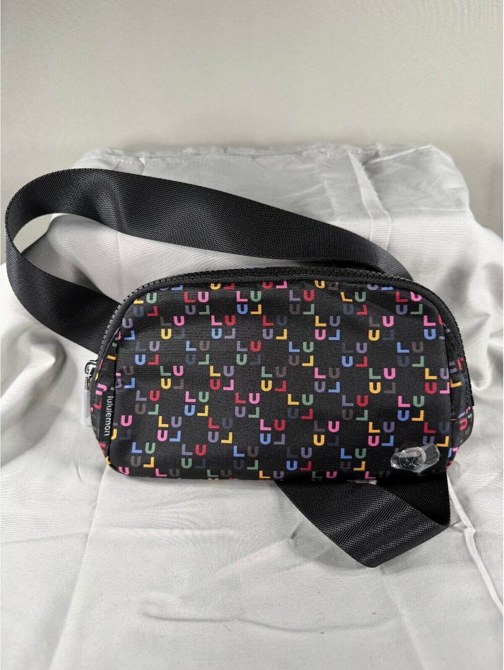 Lululemon Black Multicolor Lulu Logo Print Everywhere Belt Bag
